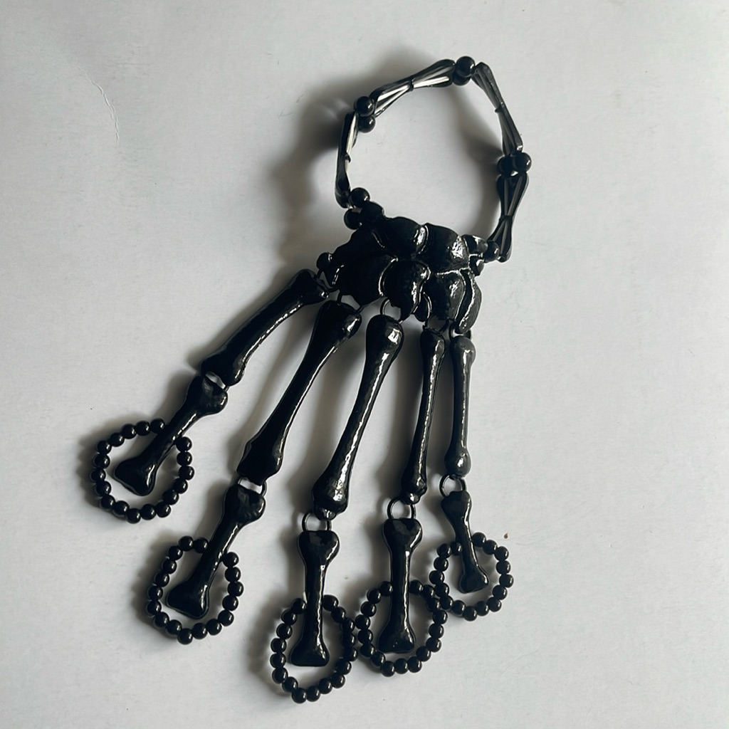 Skeleton Hand